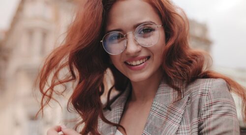 femme lunettes ronde mode tendance beaute bebymaman