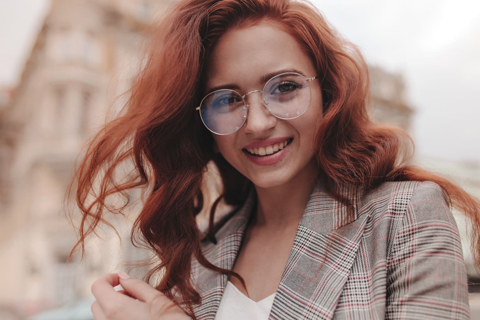 femme lunettes ronde mode tendance beaute bebymaman