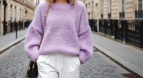 mode femme look casual pull oversize violet lilas pantalon blanc mama hybride bebymaman