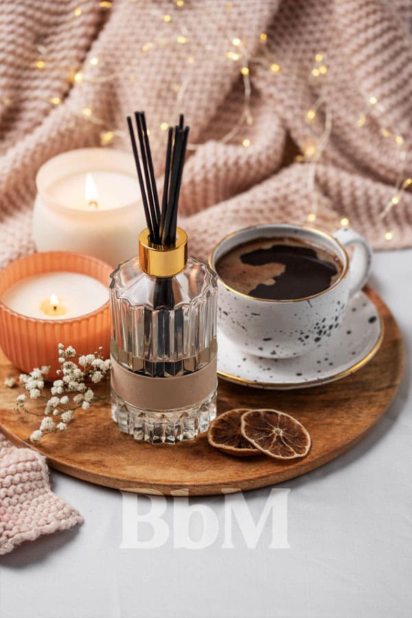 diffuseur huile essentielle maison hiver cosy chic interieur diffuseur d’huiles essentielles et bougies parfumées pour une maison cosy chic – Be by Maman