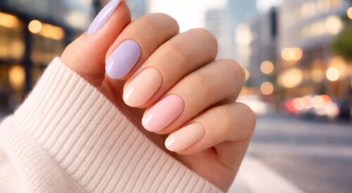 Manucure pastel printemps 2026 avec ongles aux couleurs douces et look citadin