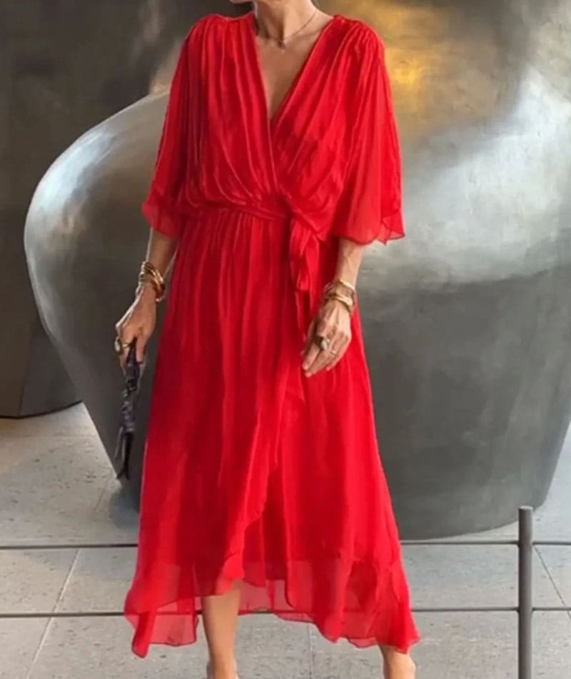 laurence boutique robe rouge bebymaman Robe rouge fluide Laurence Boutique, coupe portefeuille décolleté en V, manches amples voile léger, robe été chic et aérienne femme