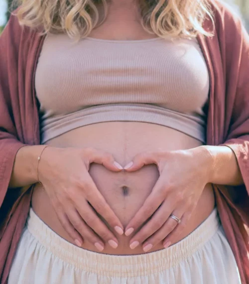Tomber enceinte à 30 ans : pourquoi j&rsquo;ai eu envie de vivre la saison suivante de ma vie